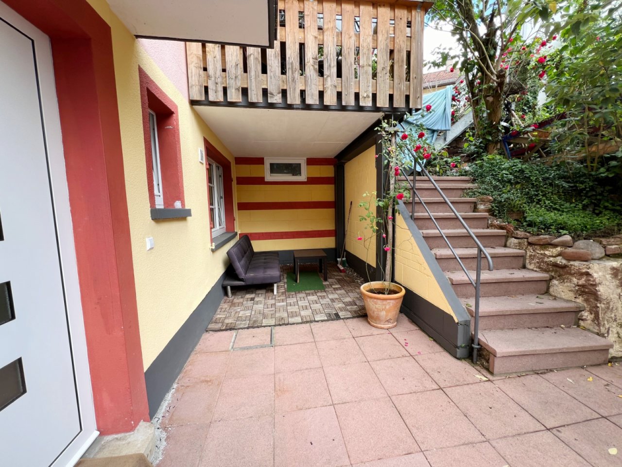 Überdachter Freisitz Überdachter Freisitz