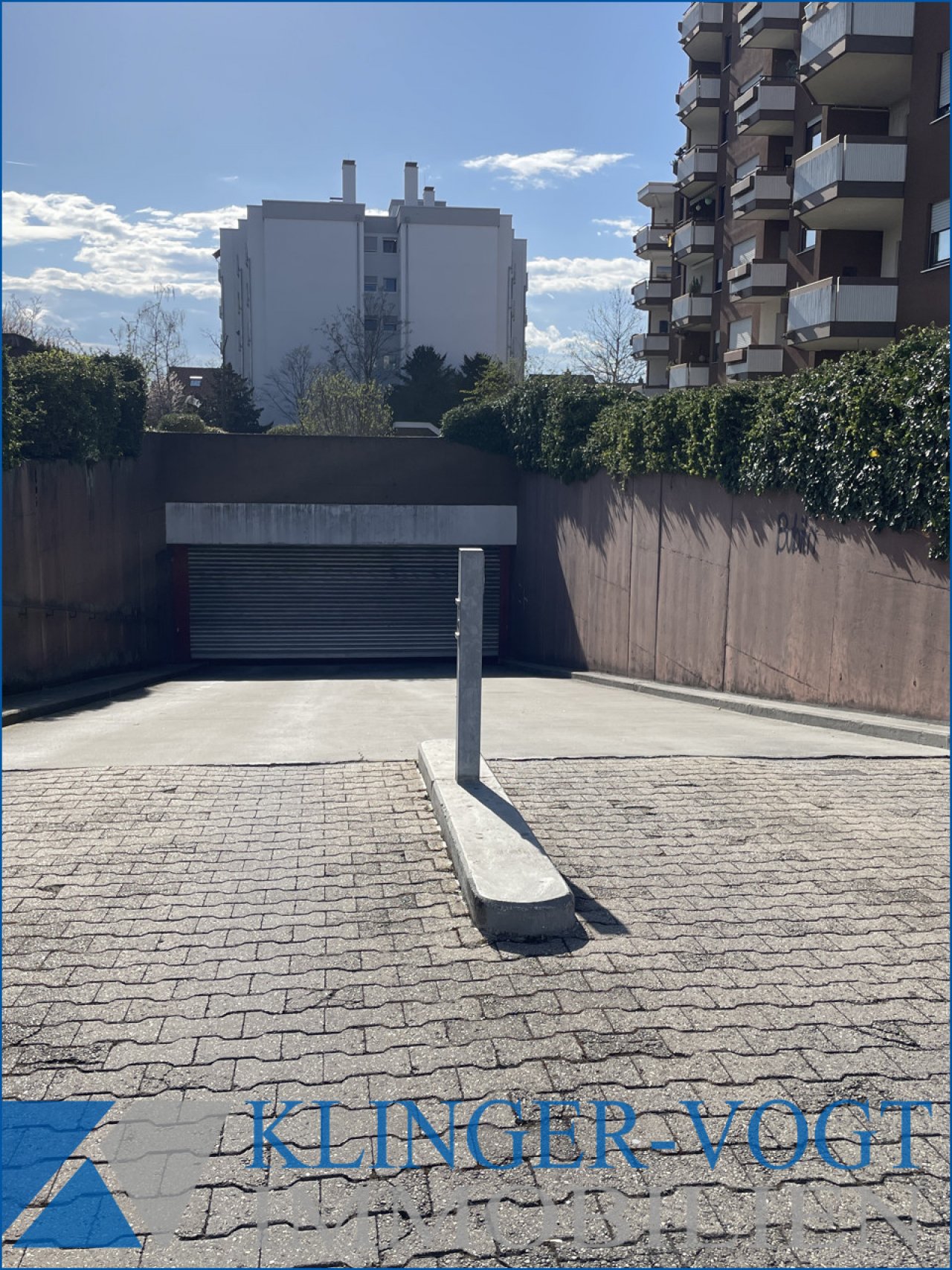 Zufahrt zur Tiefgarage Zufahrt zur Tiefgarage